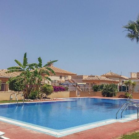 Cozy Home In Orihuela Costa With Kitchen Dehesa de Campoamor  Εξωτερικό φωτογραφία