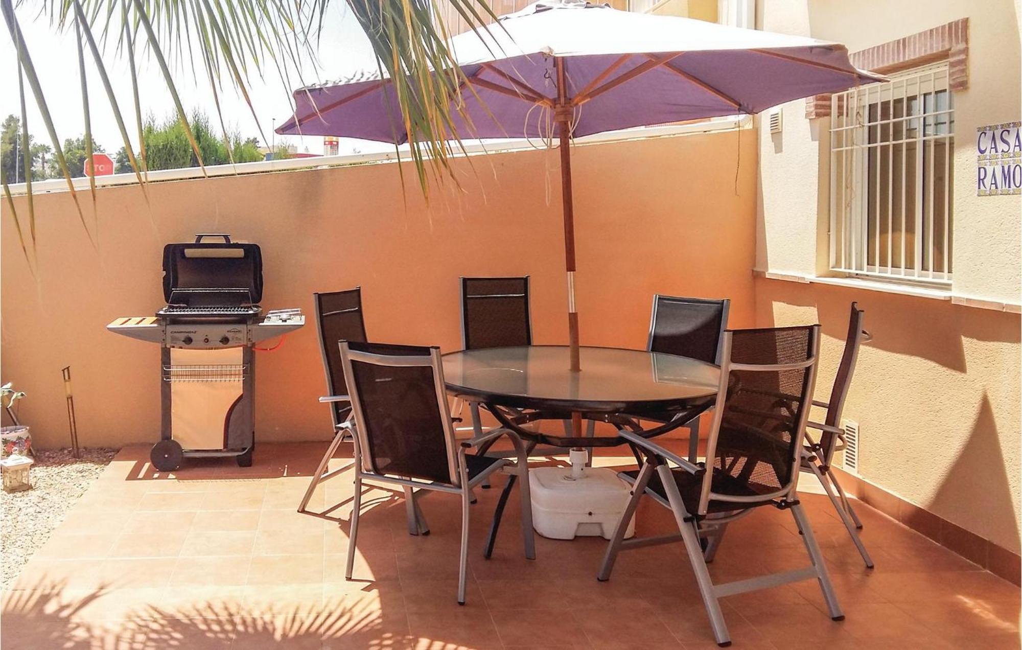Cozy Home In Orihuela Costa With Kitchen Dehesa de Campoamor  Εξωτερικό φωτογραφία